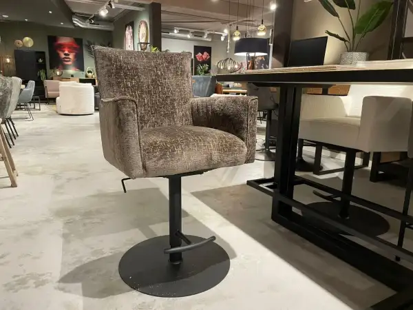 RT Design Romeo barkruk - Showroom