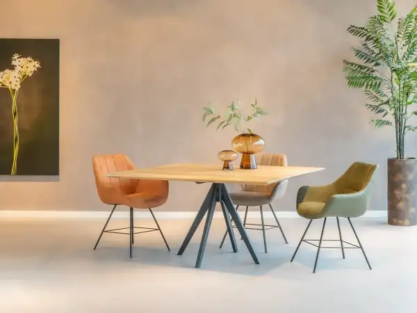 RT Design Mugello eettafel - 140x140 - Showroom