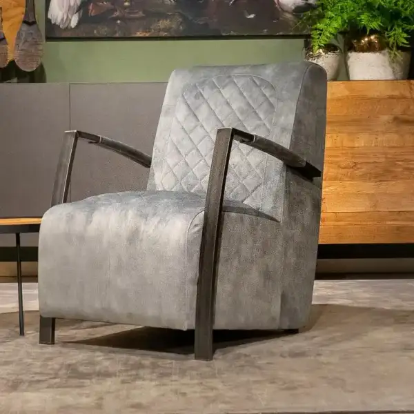 RT Design Evans fauteuil - Showroom