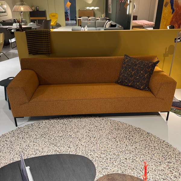 Design on Stock Bloq 3-zitsbank - Showroom