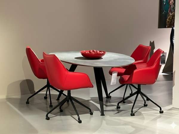 Bree's New World Kiq eetkamerstoel (set van 4) - Materiaal
