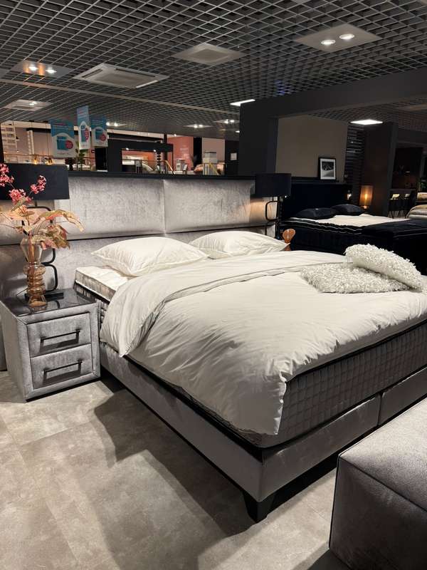 Serta Premium Brut boxspring - 180x210 - Materiaal