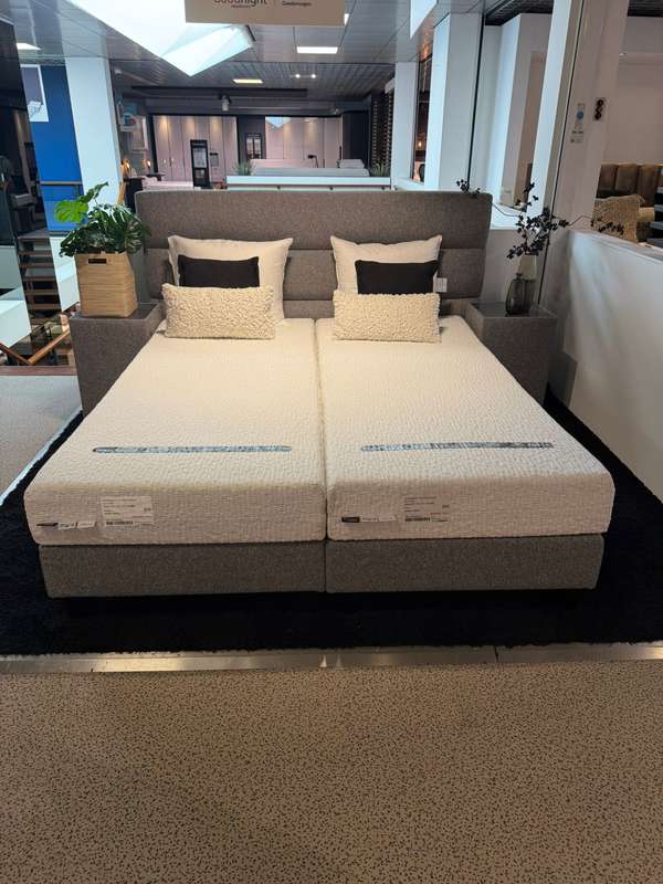 Serta Ligne boxspring - 180x210 - Materiaal