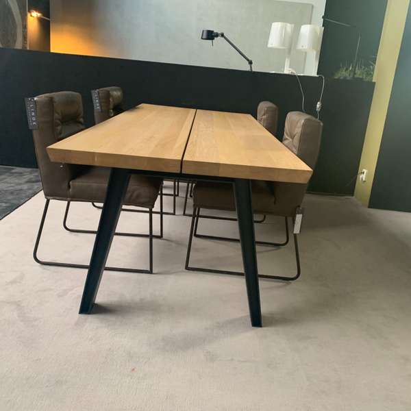 Qliv Side to Side eettafel - 240x100 - Showroom