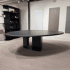 TOOON. Gecementeerde eettafel- 225x190 - Showroom