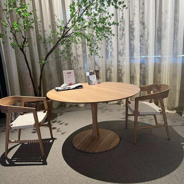 Ethnicraft Torsion eettafel - Ø127