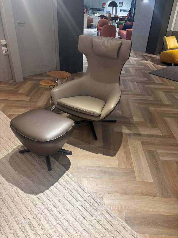 Leolux Caruzzo Plus relaxfauteuil met poef - Materiaal