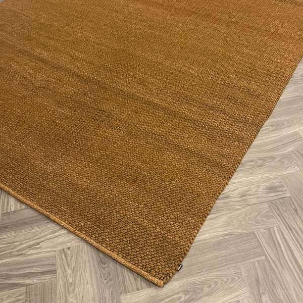 Montel Collier Gold vloerkleed - 240x340 - Materiaal