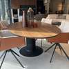 Arco Balance eettafel - 210x115 - Achter aanzicht