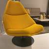 Artifort F510 fauteuil - Zijaanzicht rechts