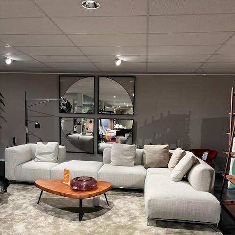 Cassina MEX HI hoekbank - Showroom