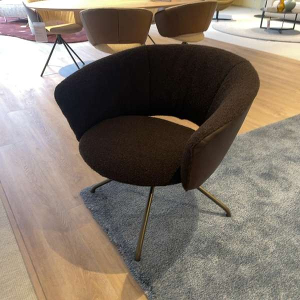 LABEL vandenberg Lola fauteuil - Showroom
