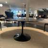 Cassina Saarinen eettafel - Ø137 - Showroom