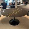 Cassina Saarinen eettafel - Ø137 - Vooraanzicht