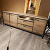 Henders & Hazel Metalo dressoir - Showroom