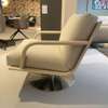 Leolux Kudo One fauteuil - Zijaanzicht rechts