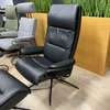 Stressless Tokyo relaxfauteuil met hocker - Vooraanzicht