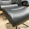 Stressless Tokyo relaxfauteuil met hocker - Zijaanzicht links