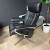 Stressless Erik relaxfauteuil large met hocker - Zijaanzicht rechts