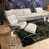 Stressless Berlin relaxfauteuil met hocker M - Vooraanzicht
