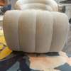 Pode Balini fauteuil met poef - Details