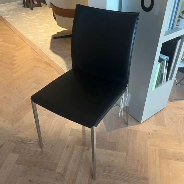 Zanotta Lia eetkamerstoel (set van 4) - Showroom
