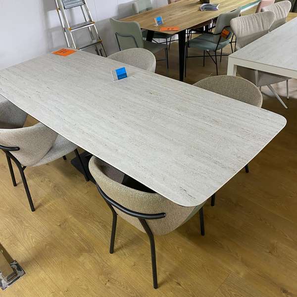 bert plantagie Oxxi eettafel - 220x100 - Materiaal