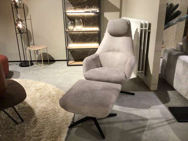 XOOON Vernon fauteuil met poef - Materiaal