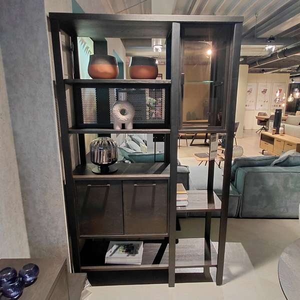 Henders & Hazel Ridgefield roomdivider - Showroom