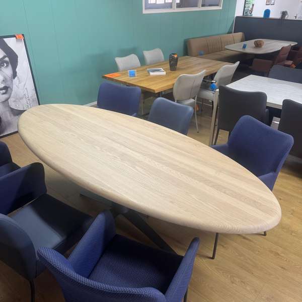 bert plantagie Carve eettafel - 240x100 - Materiaal