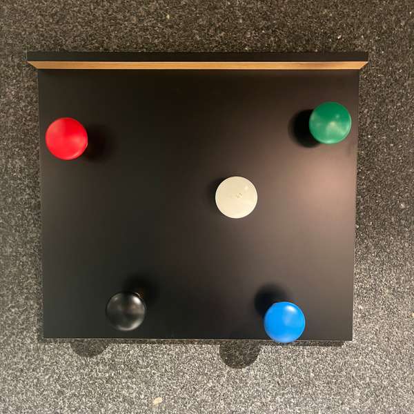 Cassina LC17 Portemanteau kapstok - Showroom