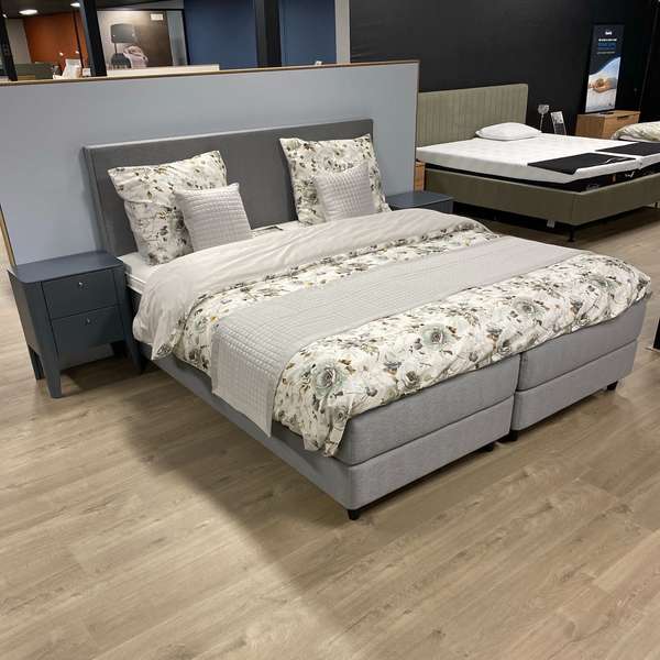 Kuperus Oslo boxspring - 180x200 - Showroom