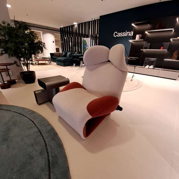Cassina Wink relaxfauteuil - Showroom