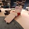 Cassina Wink relaxfauteuil - Zijaanzicht links
