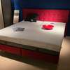Sealy Box Hybrid Classic bed - 180x200 - Showroom