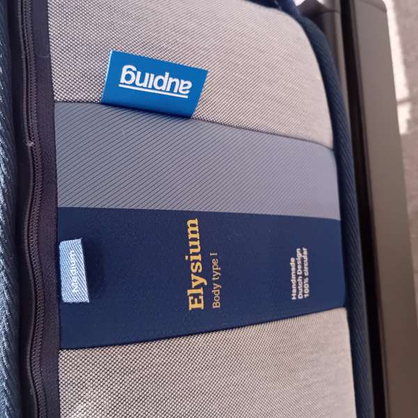 Auping Elysium 90 x 210 cm I medium